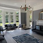 The Beeches - Entire Mansion