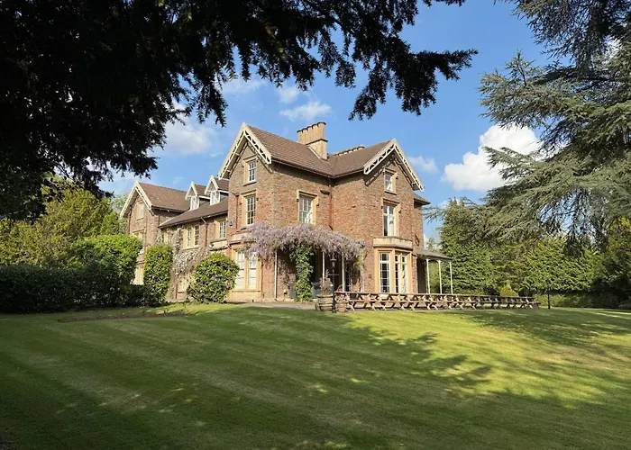 The Beeches - Entire Mansion