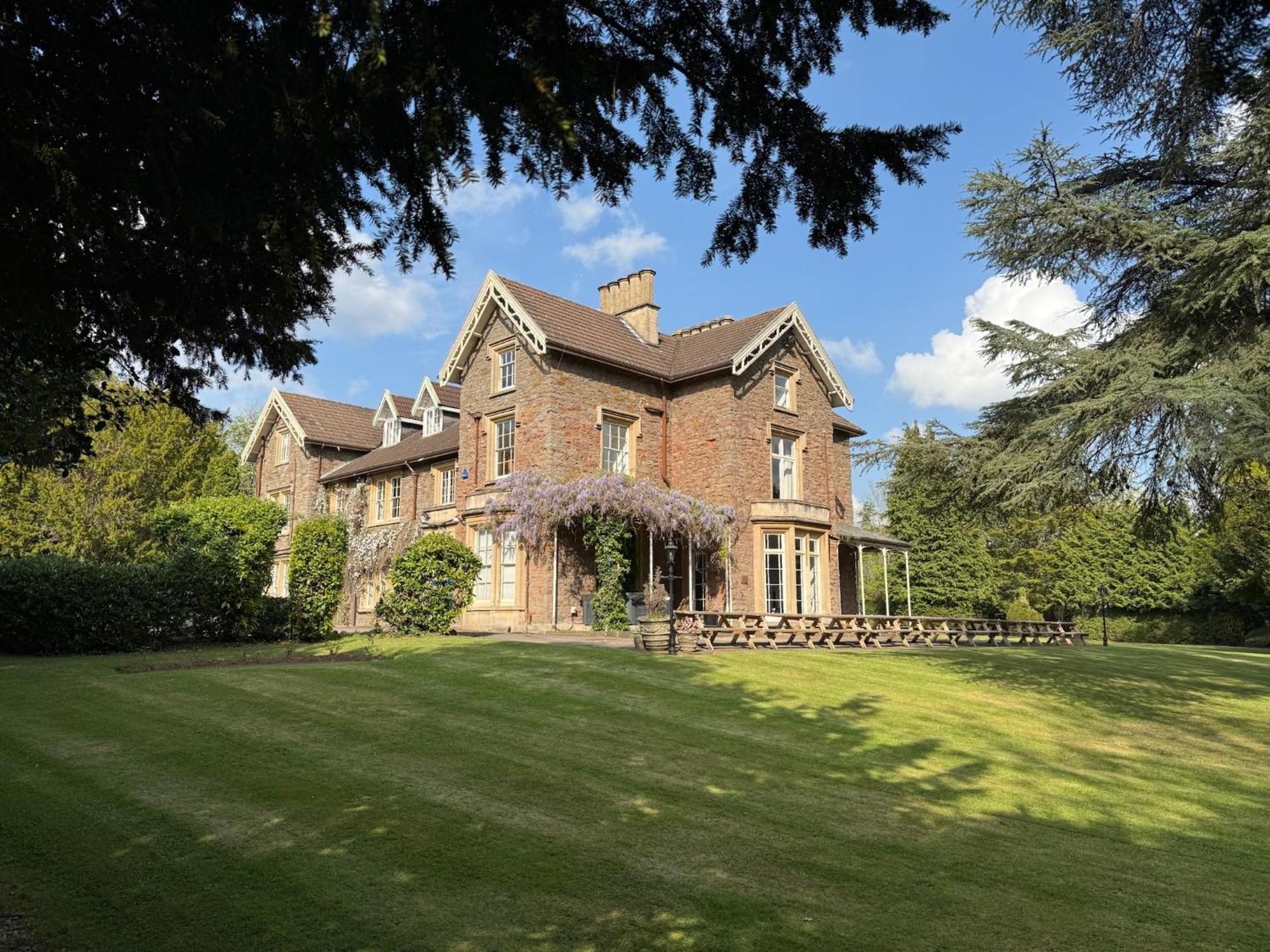 Villa The Beeches - Entire Mansion *